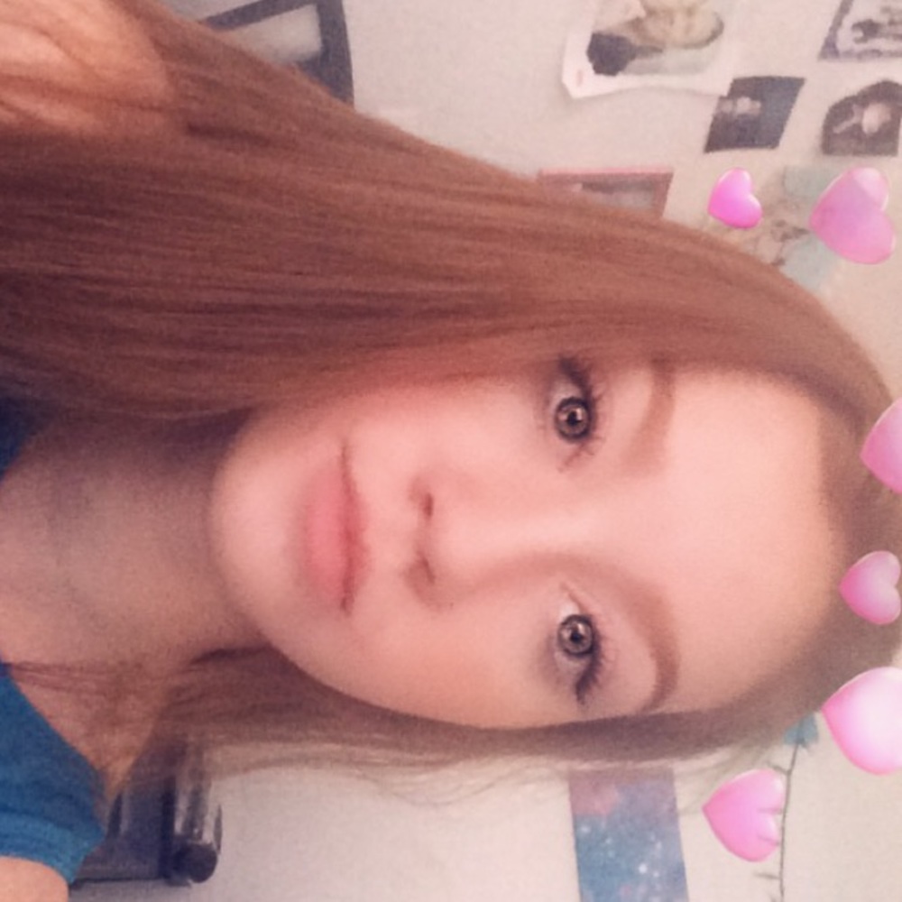 Meet your Posher, Nelia